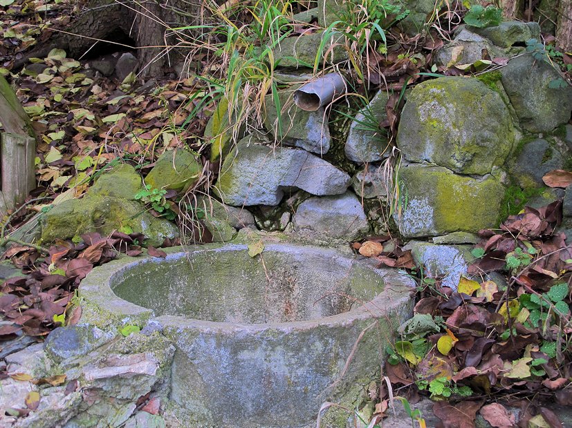 studánka Lovoš (90)