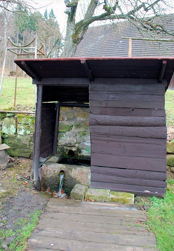 Studánka na Kašparově Hoře (1090)