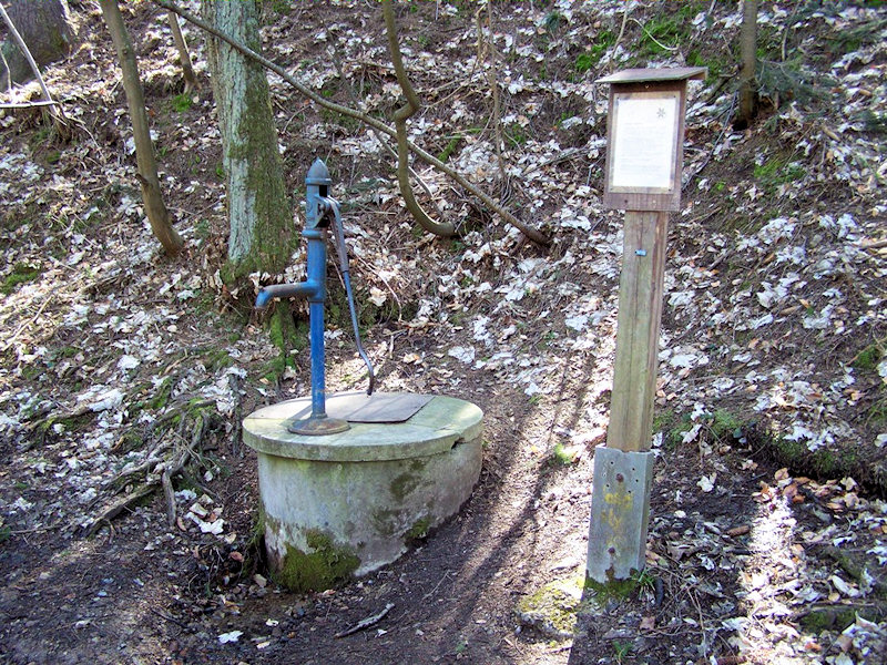 studna U Potomských (1155)