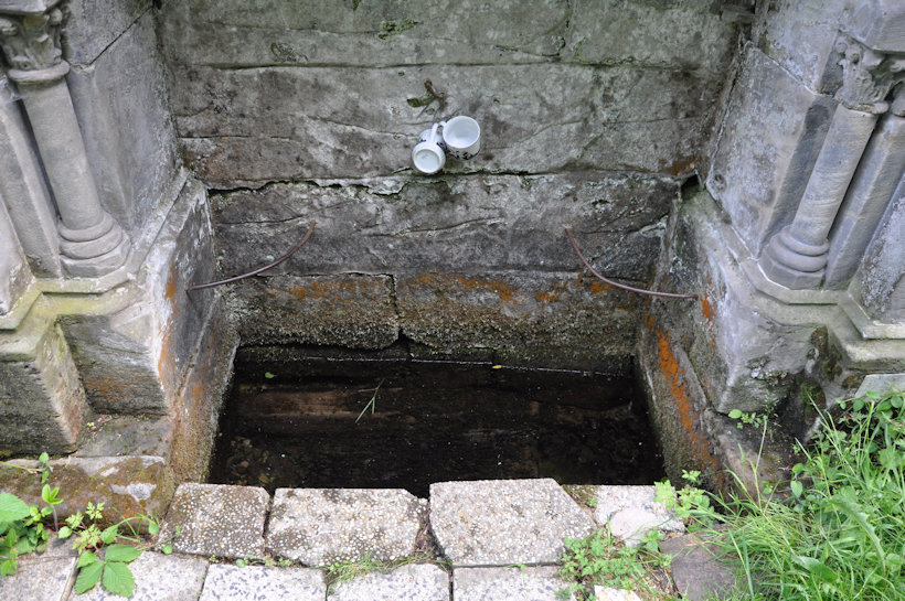 Studánka v Končinách (1220)