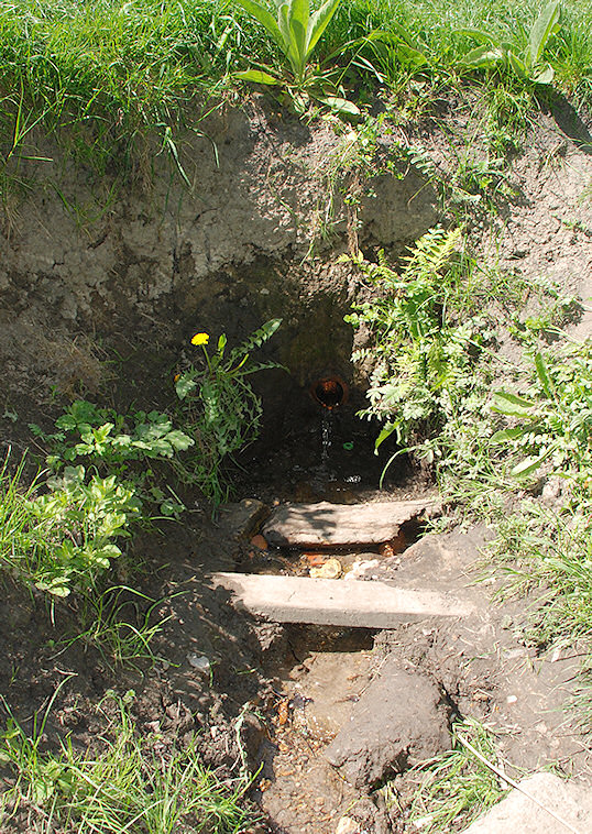 Polní prameny (1221)