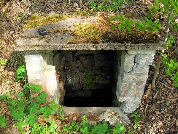 studánka Pod Čertovo roklí (1272)
