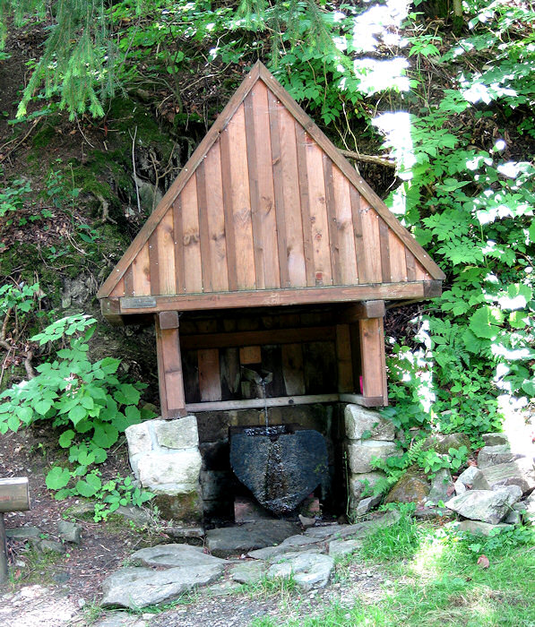 studánka Lušová (1439)