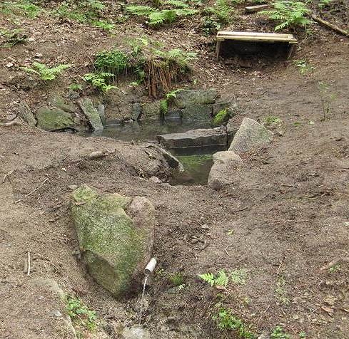 studánka Liščí (1480)