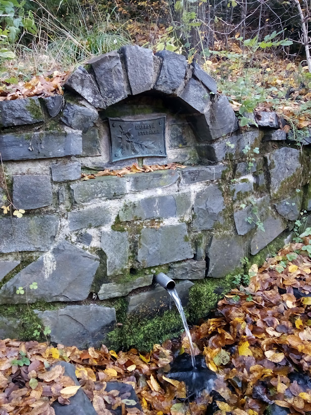 studánka Habrová (185)