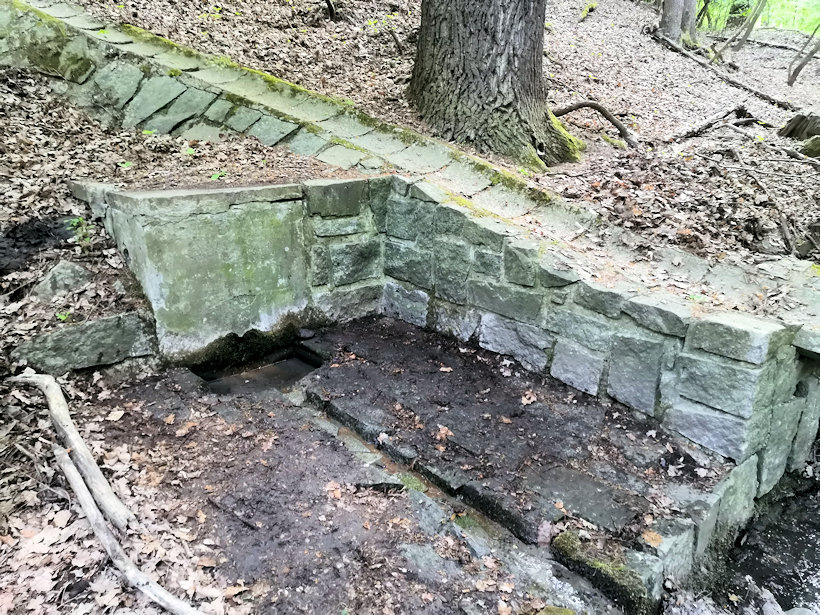 studánka Krychle (317)