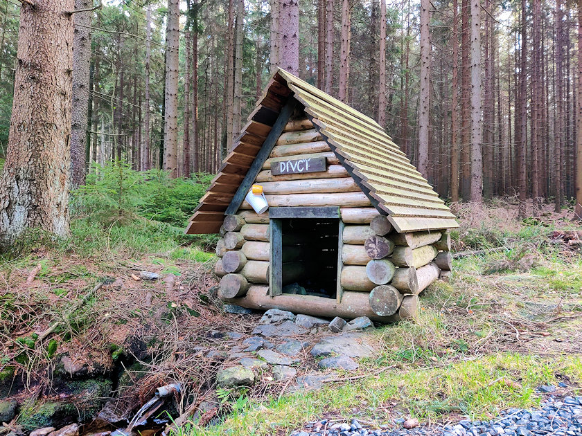 Dívčí studánka (348)