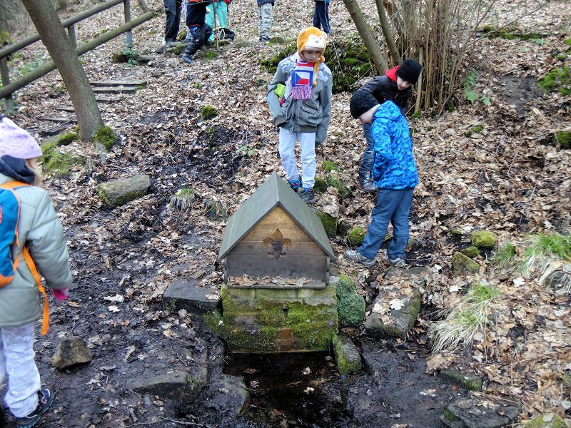 studánka bez jména (352)