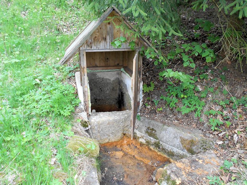 studánka Obecní pramen (504)