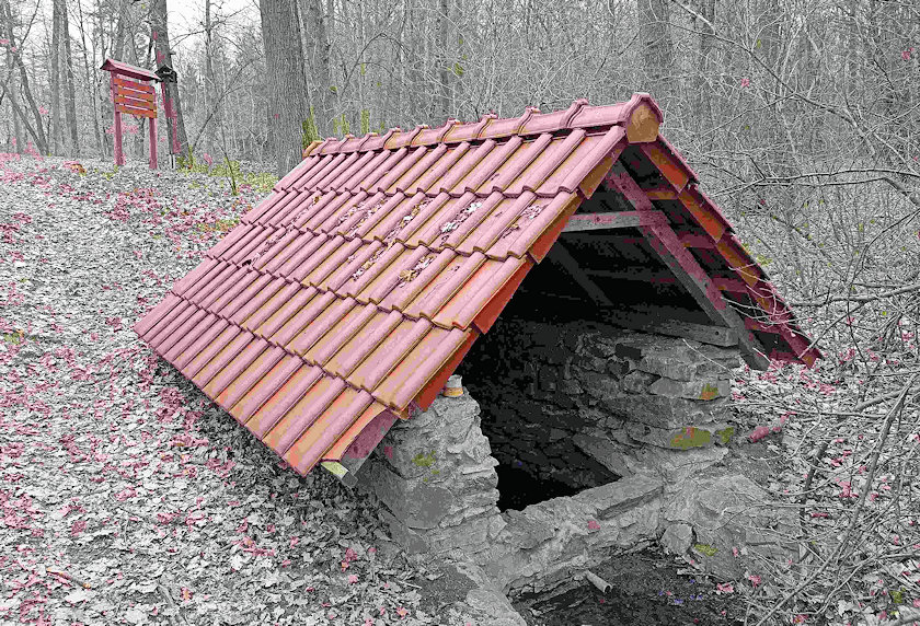 Květnická studánka (592)