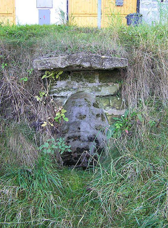 studánka Gotická (707)
