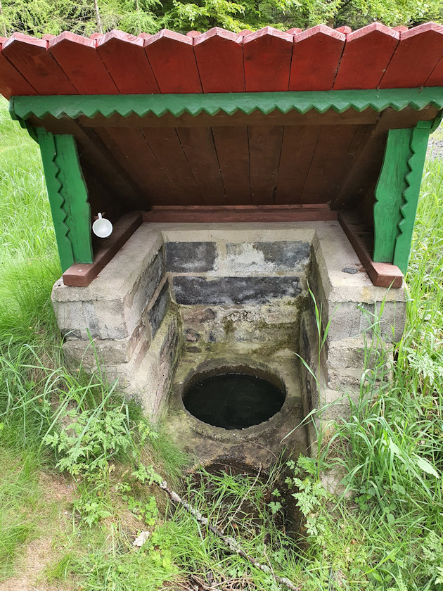 studánka Pod Štěrbinou (756)