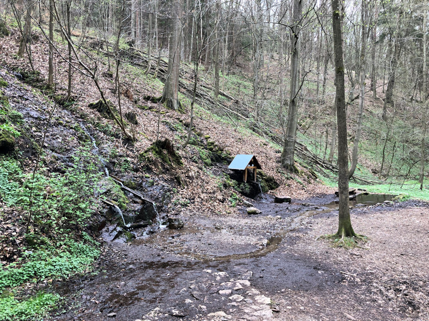 studánka Tři prameny (782)