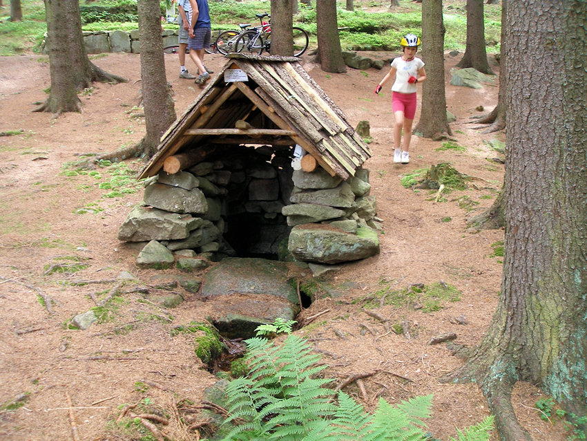 studánka U Volyňské kapličky (992)