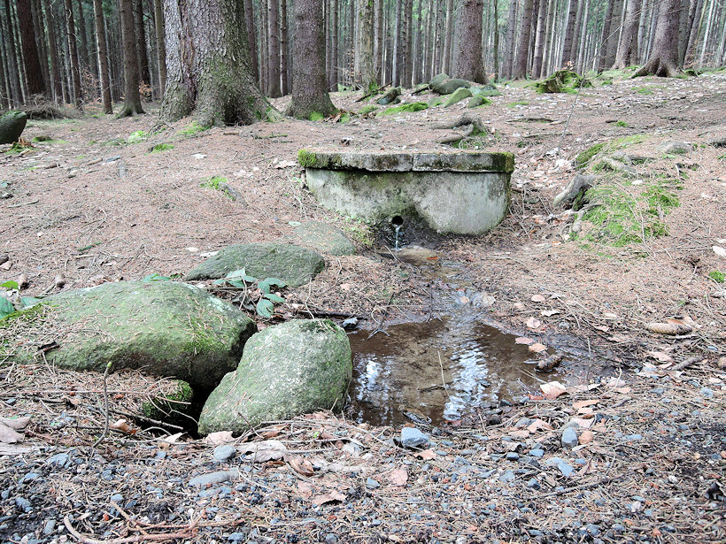 studna Za Hájem (13798)