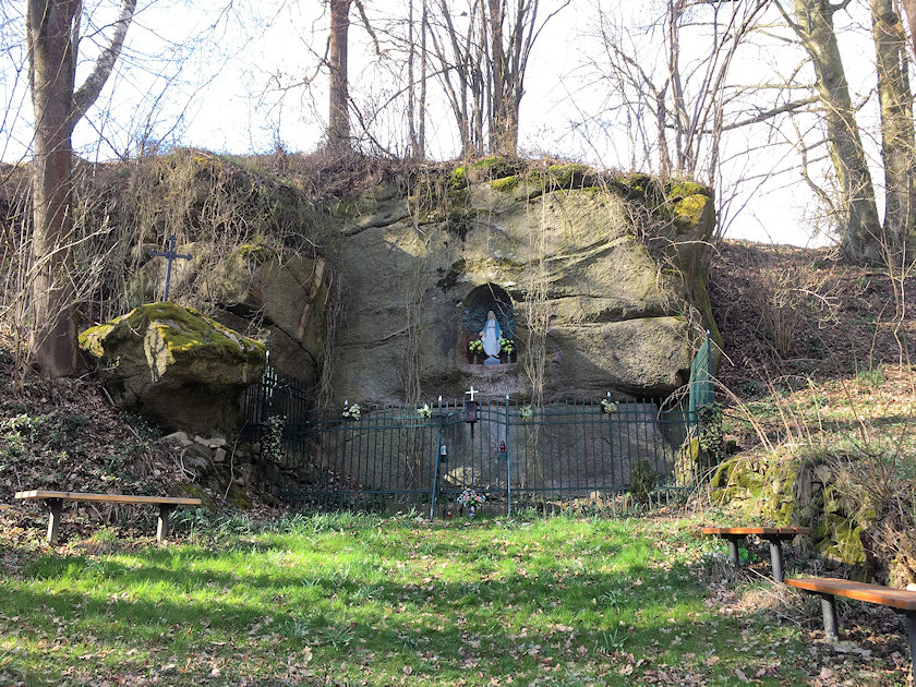 Lurdská studánka (14143)