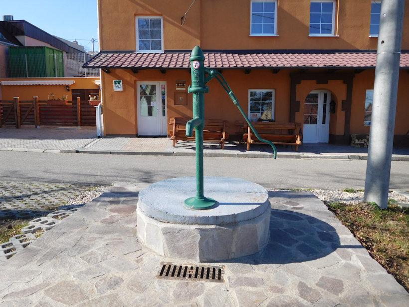 studna bez jména (14269)