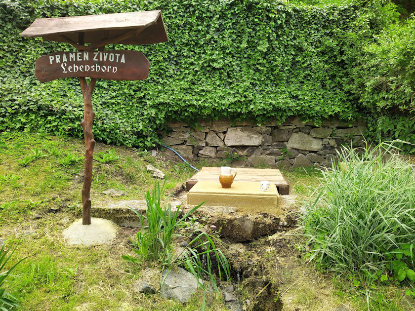 studánka Pramen života Lebensborn (14375)