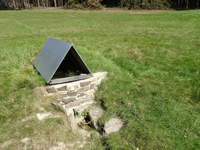 studánka Pod Zámeckou horou (14514)