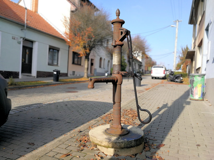 studna bez jména (14697)