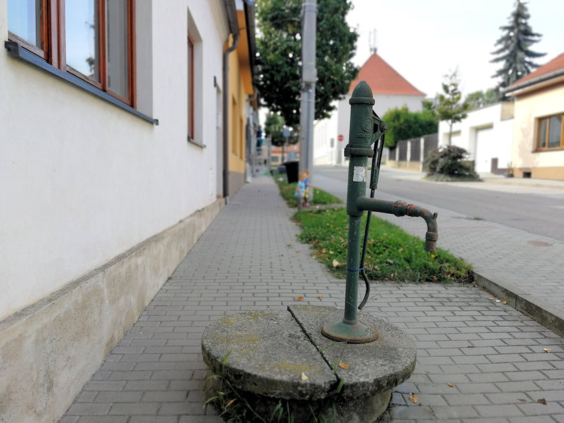studna bez jména (14735)