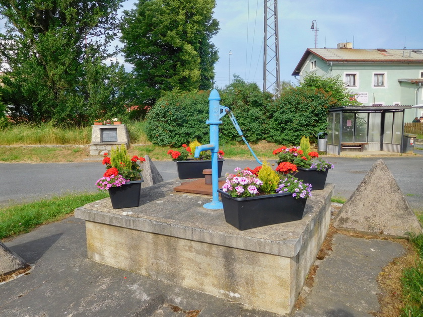 studna bez jména (14892)