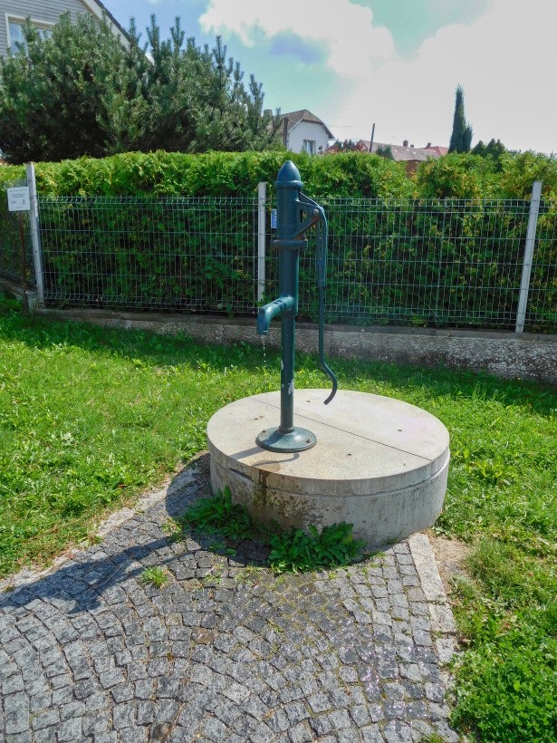 studna bez jména (14949)
