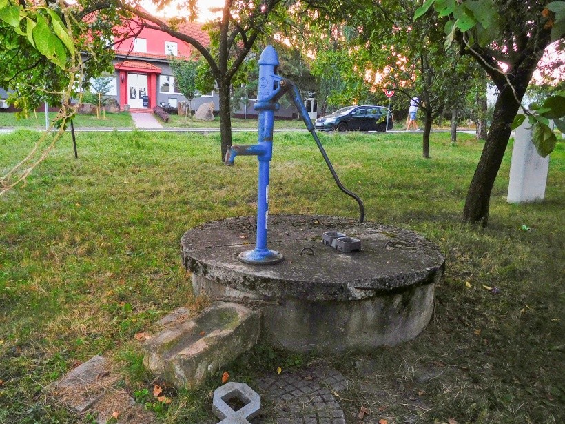 studna bez jména (14962)