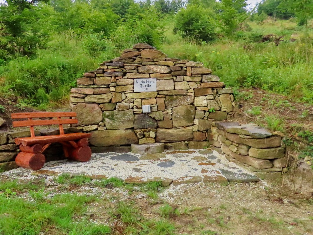 studánka Hilda Pista Quelle (15269)