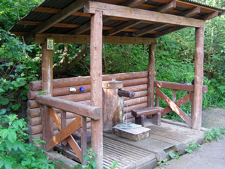studánka U Korýtka (1518)