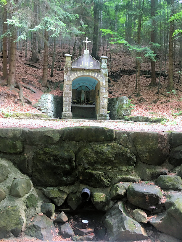 studánka Chladná studna (1523)