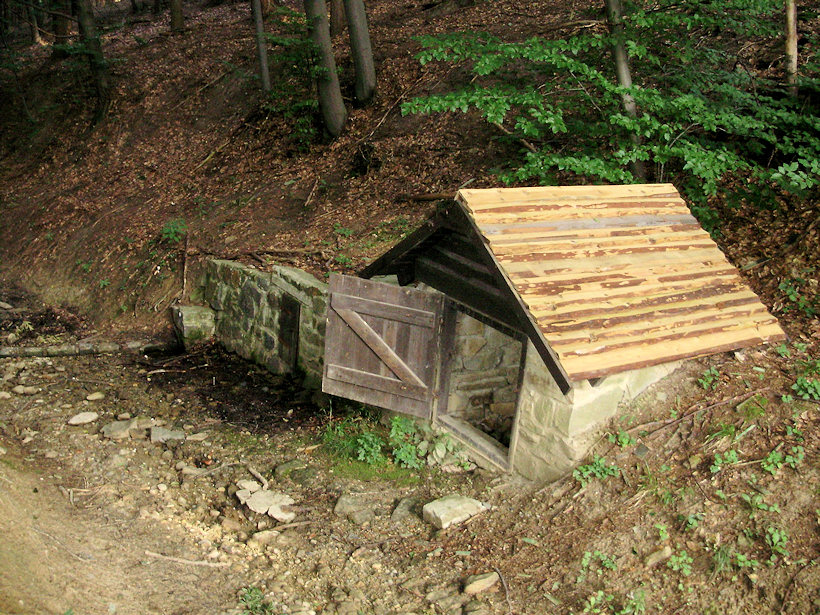 studánka Na Křivém (1631)
