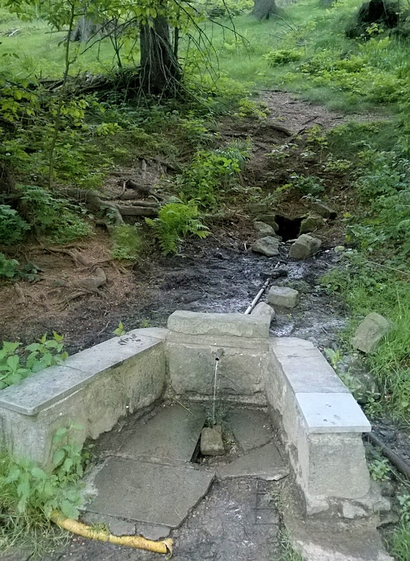 studánka Bílý kříž (1723)