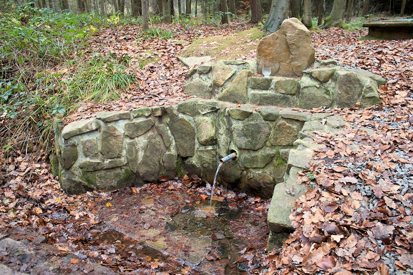 Křikavův pramen (1827)