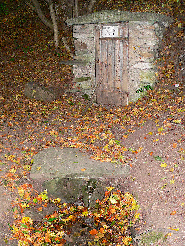 Studánka u Mořinky (2045)