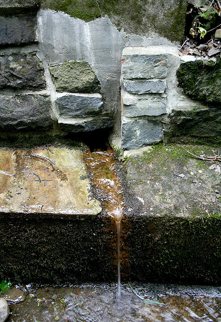 studánka Pod viaduktem (2106)