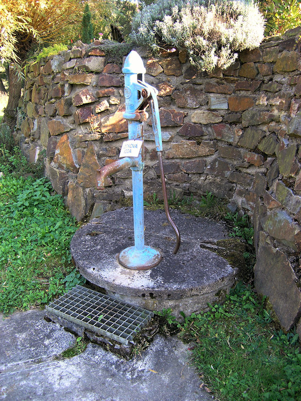 studna bez jména (2170)