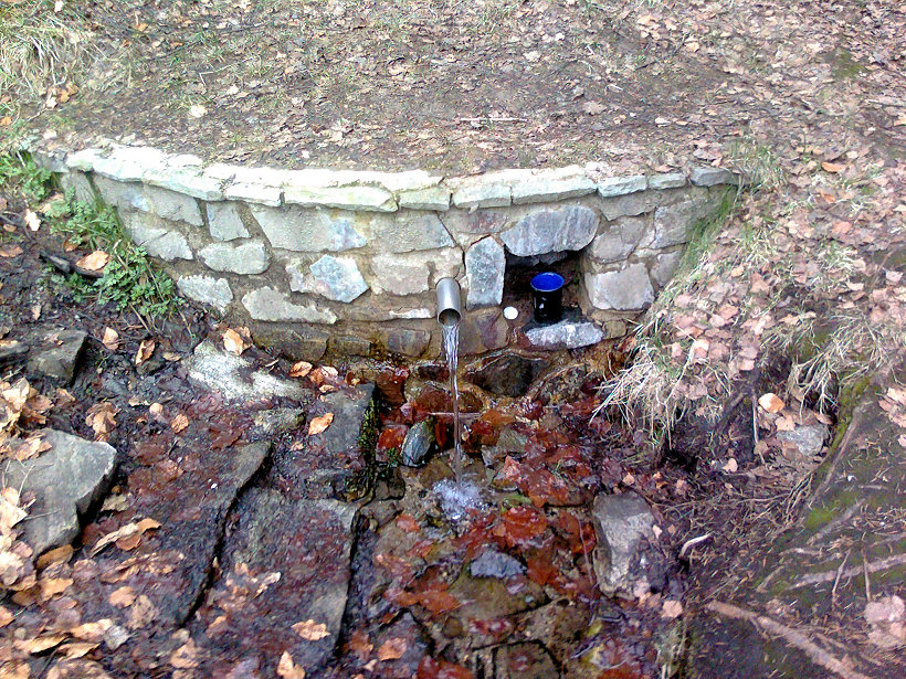 Račínská studánka (2326)