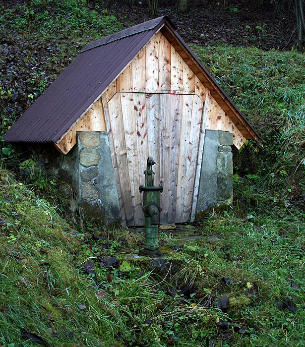 studánka Pod vysílačem (2346)