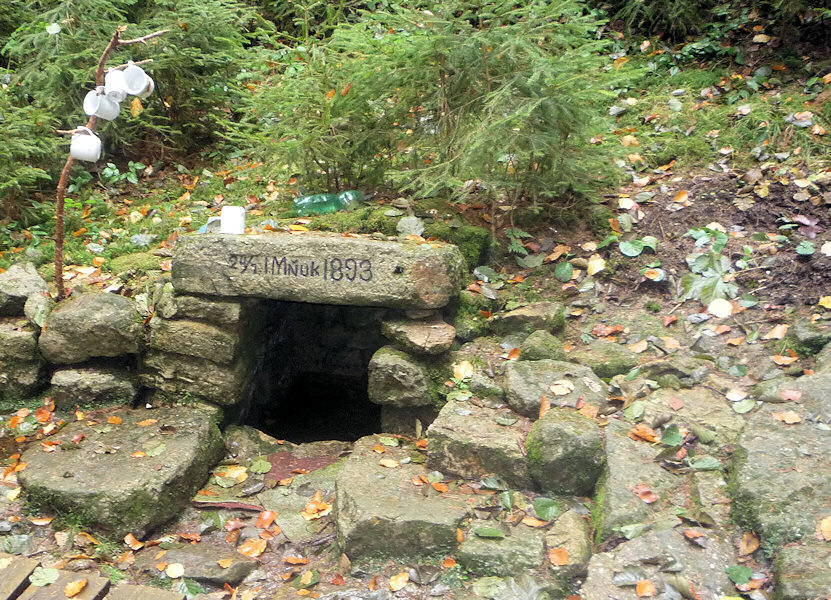 studánka Svaté Anny (2392)
