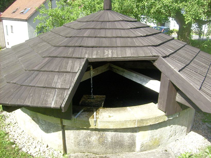 studánka Kašna (2407)
