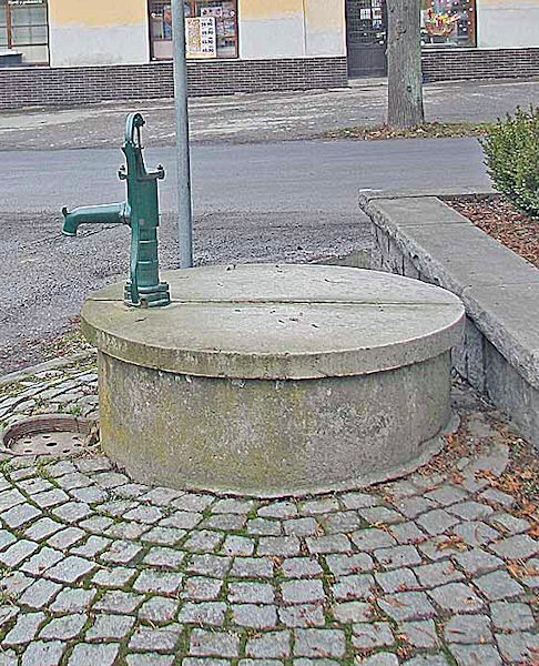 studna bez jména (2432)