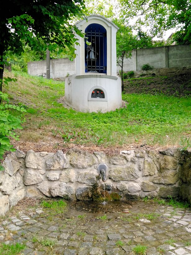 studánka Rebešovka (2479)