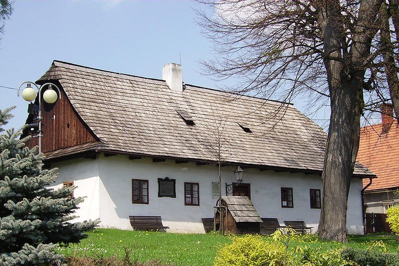 studna Hodslavice (2480)