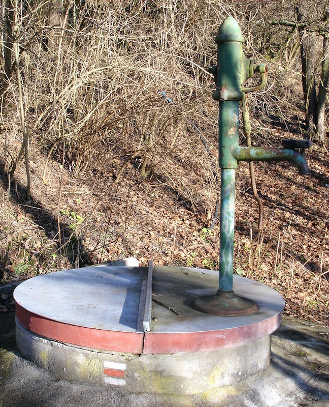 studna bez jména (2522)