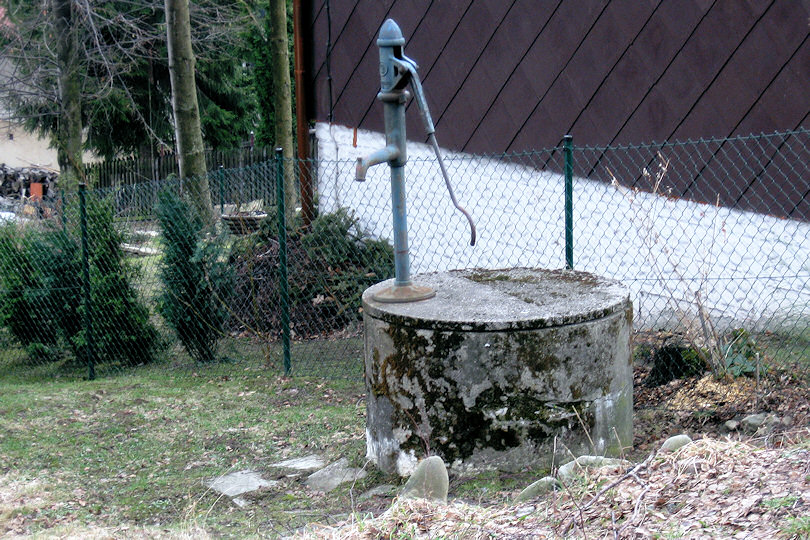 studánka bez jména (2823)