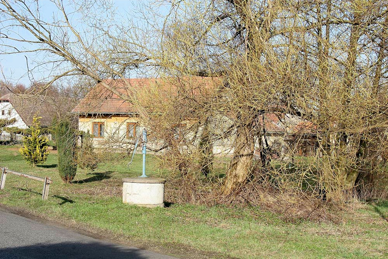 studna bez jména (2856)