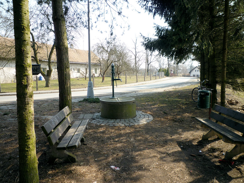 studna bez jména (2861)