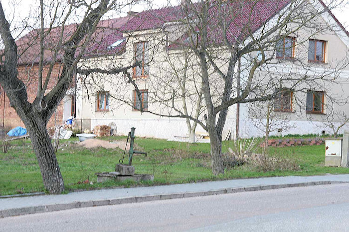 studna bez jména (2940)