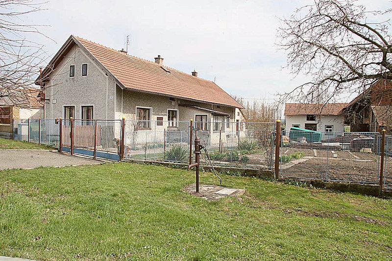 studna bez jména (2944)